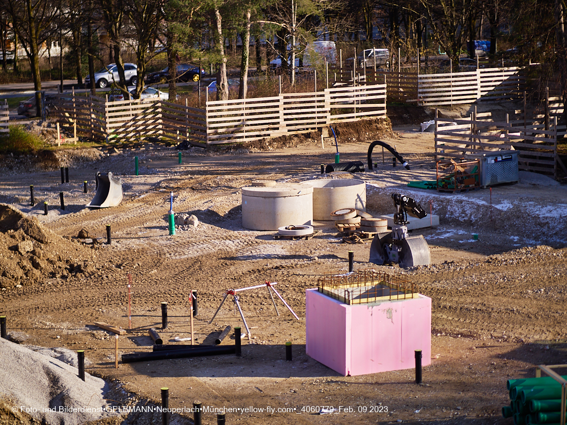 09.02.2023 - Baustelle Haus für Kinder in der Quiddestraße 3 in Neuperlach